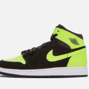 AIR JORDAN RETRO 1 Ghost Green